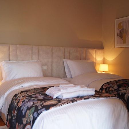 Daphne Luxury Apartment Kastoriá Eksteriør bilde